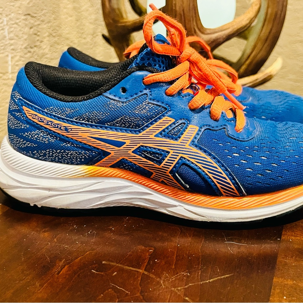 Asics Kids Sneakers in Blue and Orange - Picture 4 of 8